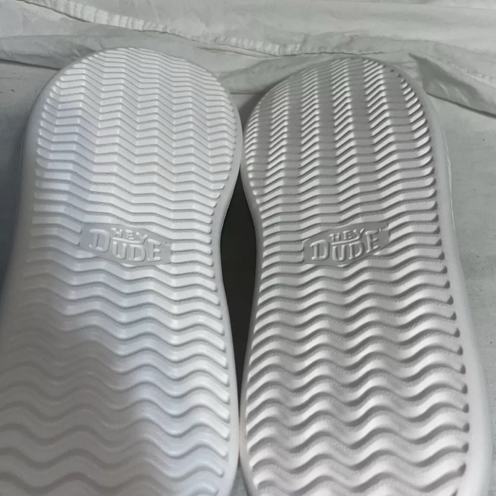 New Mens Hey Dude‎ Cody Sport Mesh White Comfort Sneakers Shoes comes with box - Picture 4 of 4